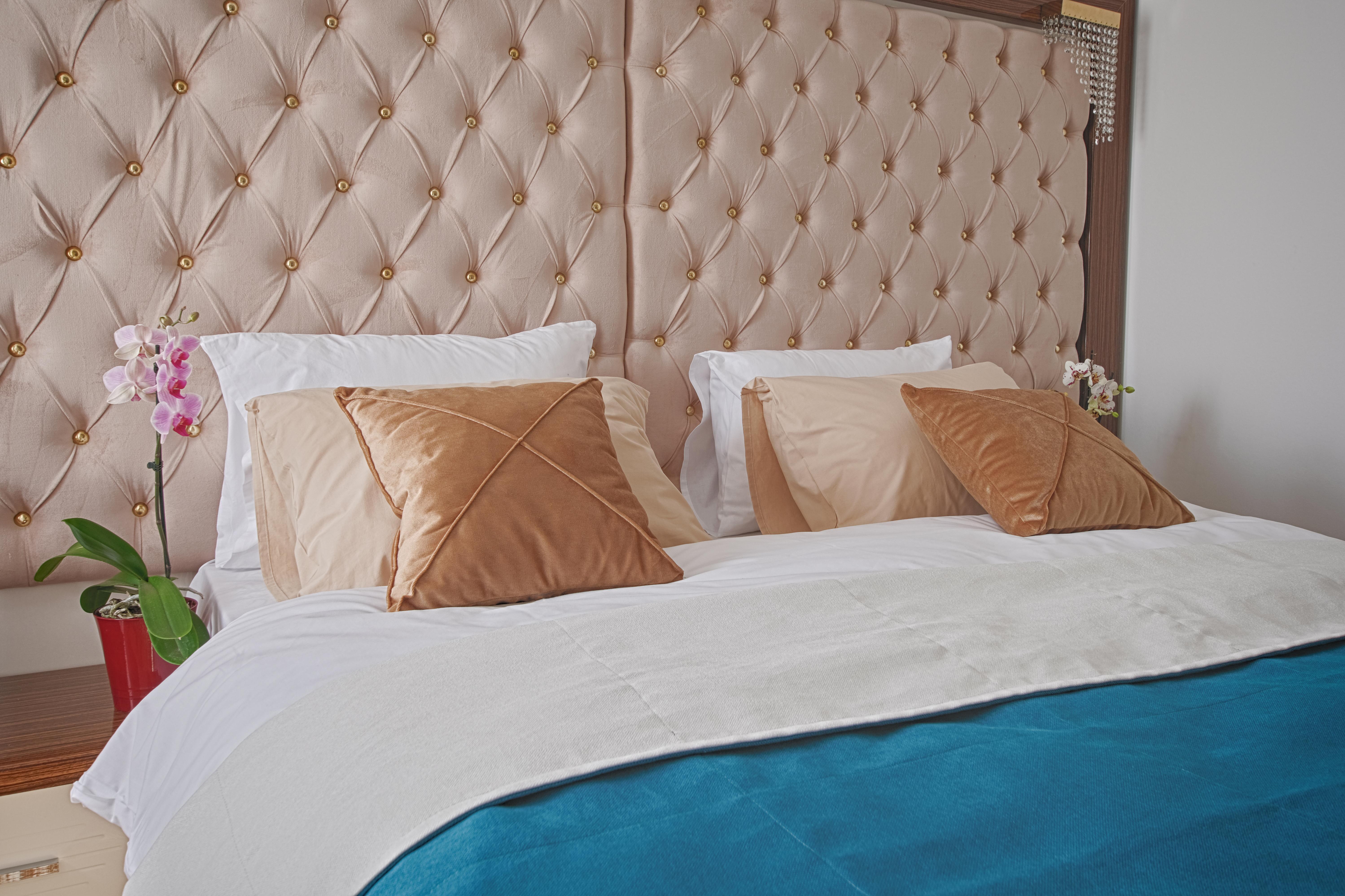 New Hotel Іліджа Екстер'єр фото