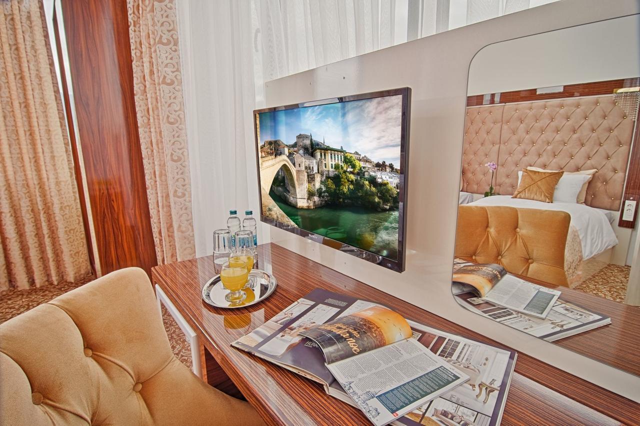 New Hotel Іліджа Екстер'єр фото