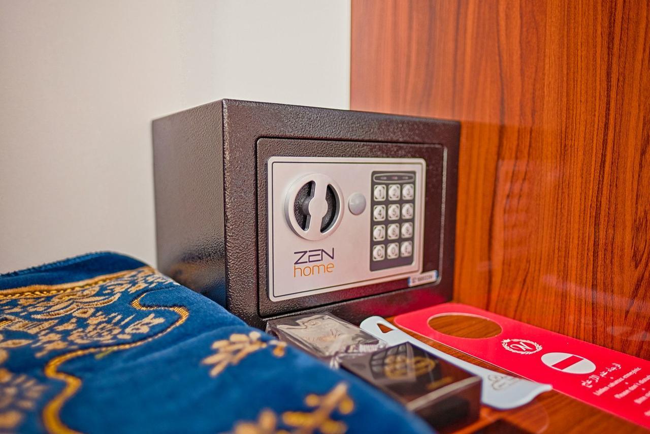 New Hotel Іліджа Екстер'єр фото
